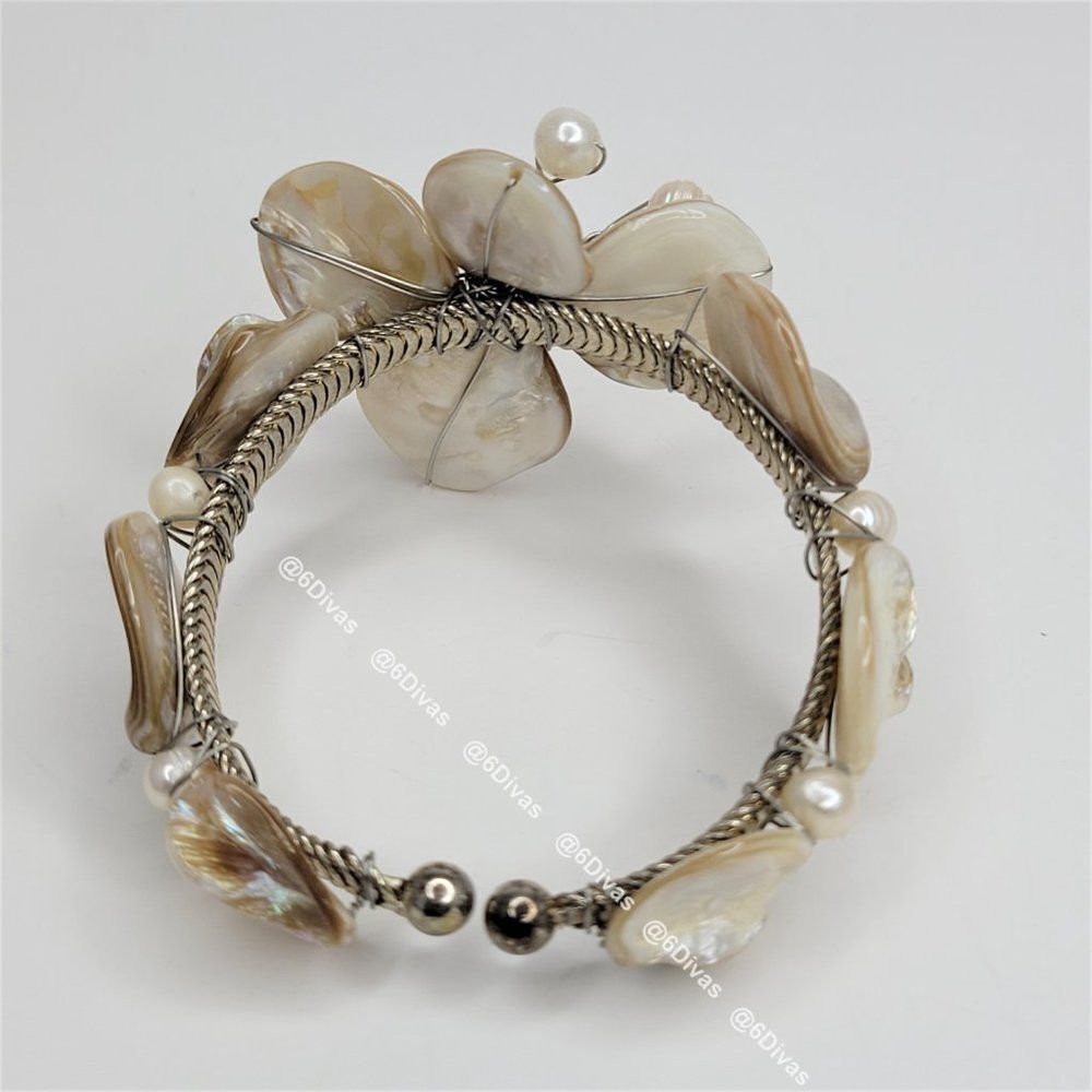 𝅺CREAM and Beige Sea Shell and Pearls Adjustable Cuff  Bracelet - Picture 5 of 10